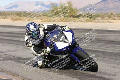 media/Nov-16-2025-Race Pace (Sun) [[8c5fa54630]]/Verified Riders/4-Turn 3 Inside (1050am)/